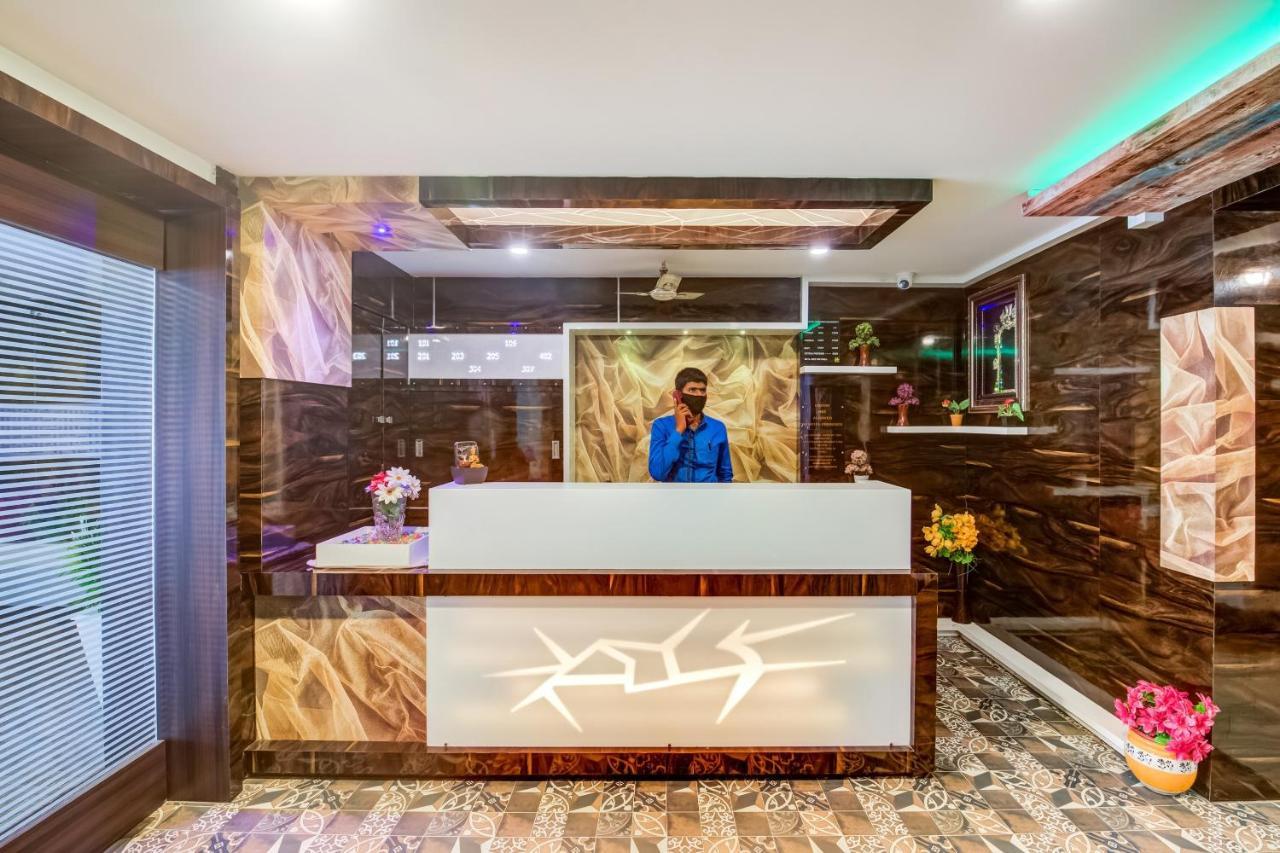 Hotel Tejasri Residency Vijayawāda Exterior foto