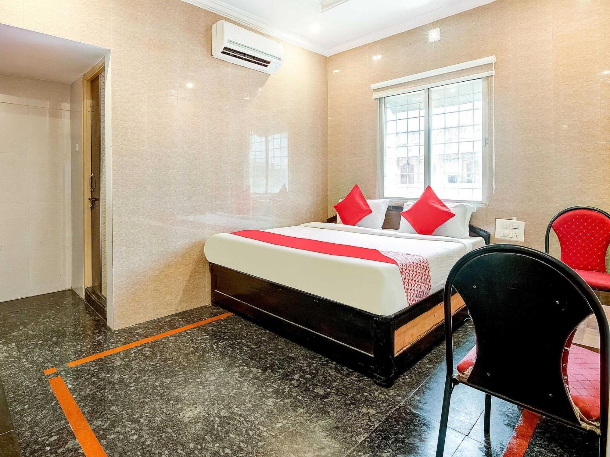 Hotel Tejasri Residency Vijayawāda Exterior foto