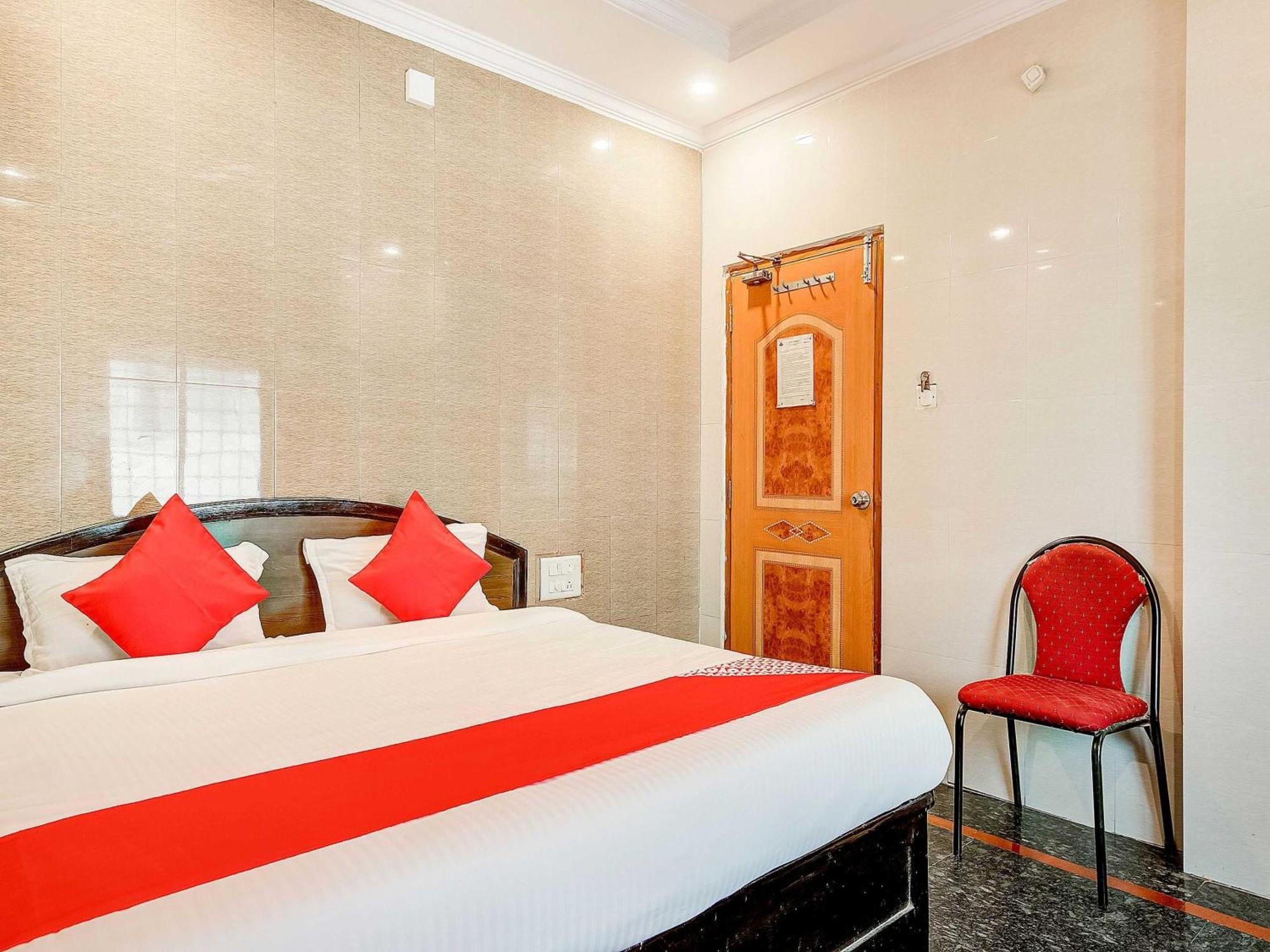 Hotel Tejasri Residency Vijayawāda Exterior foto