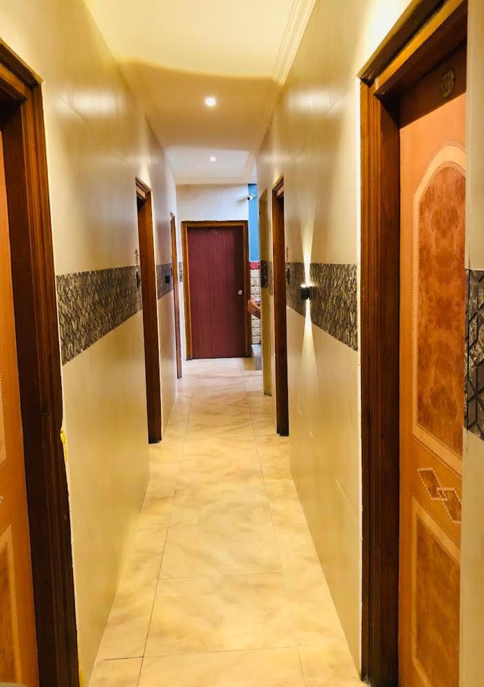 Hotel Tejasri Residency Vijayawāda Exterior foto
