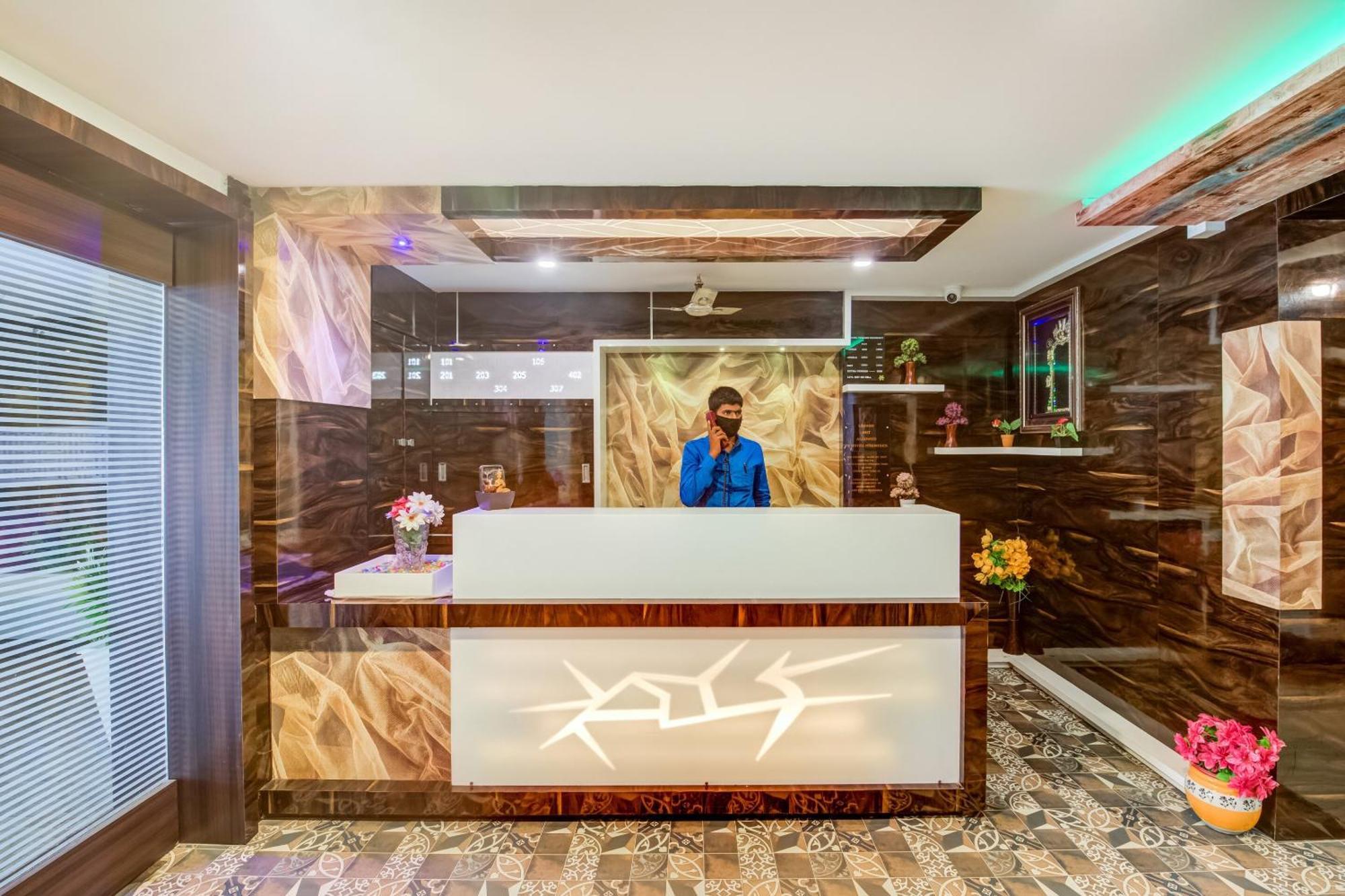 Hotel Tejasri Residency Vijayawāda Exterior foto